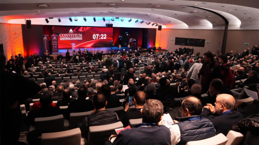 El Papa pide a sacerdotes una renovaci�n espiritual centrada en Cristo