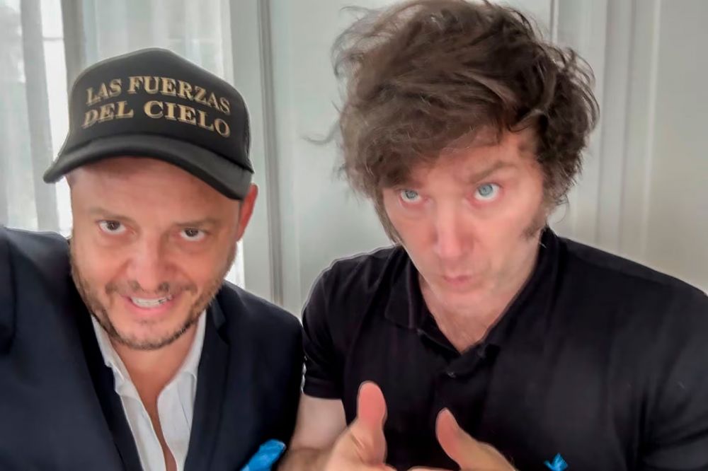 Esc�ndalo y renuncia, otra verg�enza at�mica