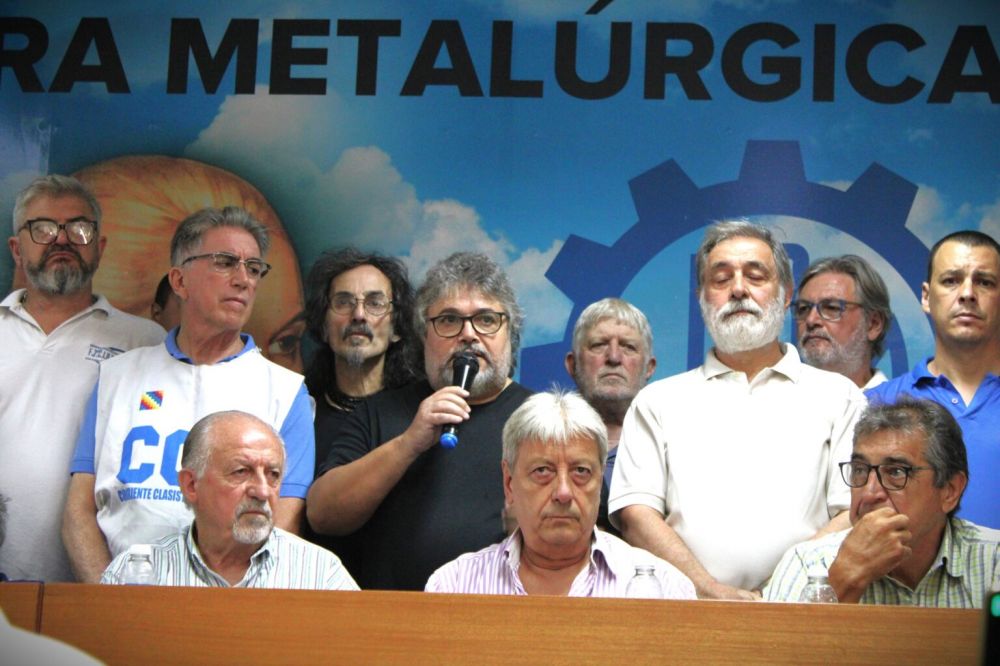 Los Aceiteros suben la apuesta y le suman un paro nacional a la protesta contra la Reforma Laboral: �Es un ataque a la clase trabajadora argentina�