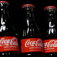 Coca-Cola gan� 11.100 millones en 2025, un 23% m�s que el a�o previo