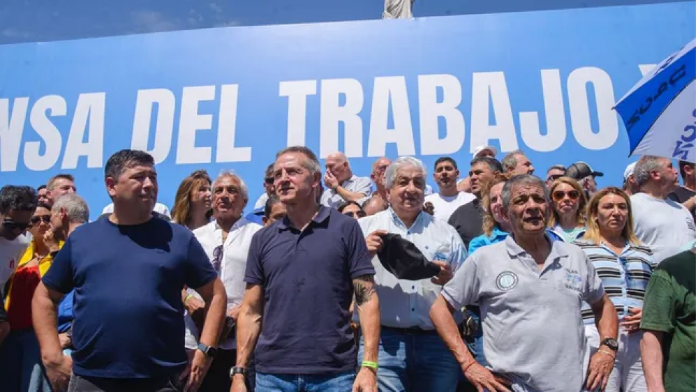 Disconforme con los cambios, la CGT intenta negociaciones de �ltimo momento por la reforma laboral