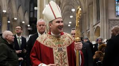 El nuevo arzobispo de Nueva York que cita a Bad Banny y revoluciona a la Gran Manzana