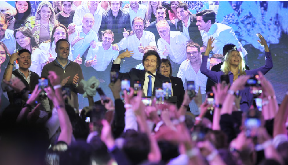 Respaldado por las recientes victorias legislativas, el Gobierno eval�a impulsar una reforma electoral con vistas al 2027