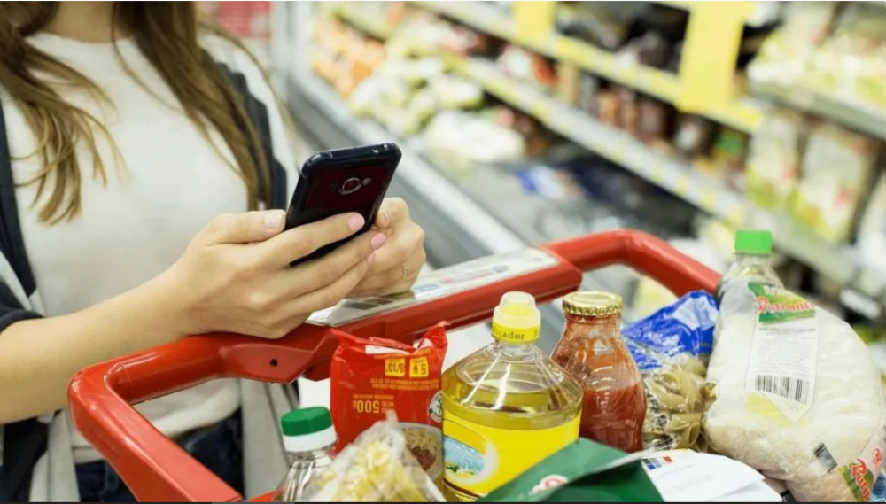 La canasta alimentaria subi� casi 6% en enero y super� a la inflaci�n