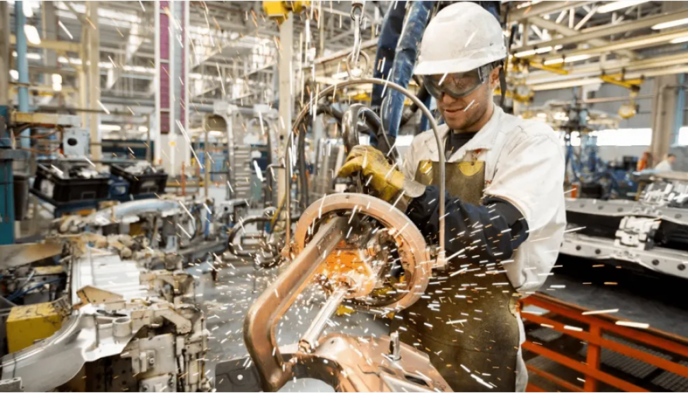 La capacidad instalada cay� al 53,8% en diciembre, el nivel m�s bajo de 2025