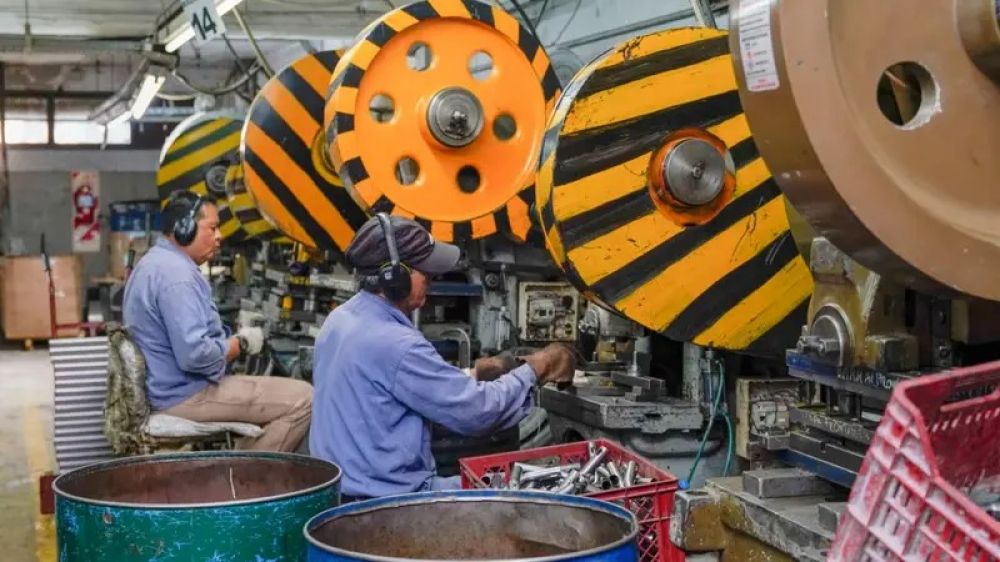 Desplome en la industria: la capacidad instalada volvi� a caer en diciembre