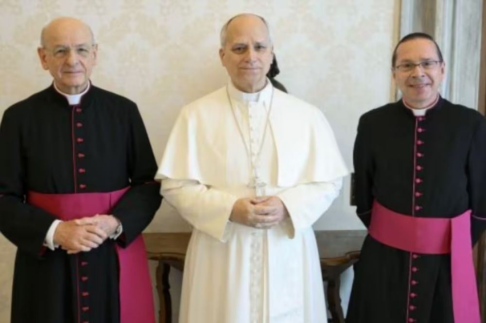 Le�n XIV recibi� a la c�pula del Opus Dei y hablaron del caso judicial que enfrenta en la Argentina