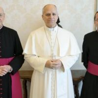 Le�n XIV recibi� a la c�pula del Opus Dei y hablaron del caso judicial que enfrenta en la Argentina