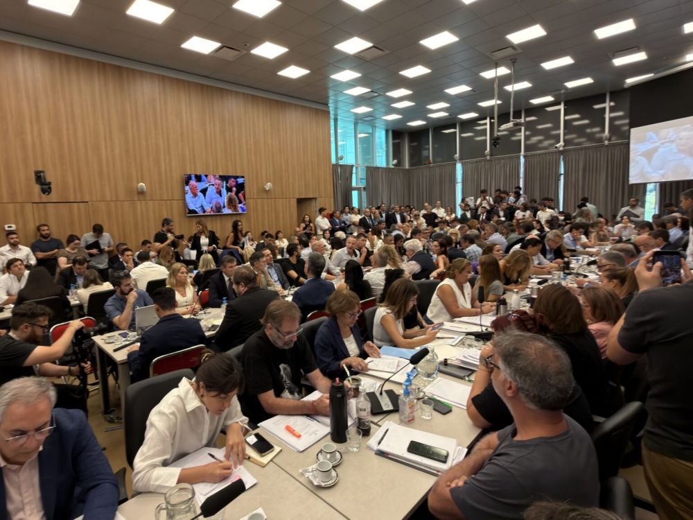 En el marco del Paro General, el Gobierno buscar� apoyarse en los gobernadores para aprobar la Reforma Laboral