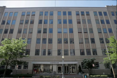 Agencia estadounidense demanda a embotelladora de Coca-Cola por evento laboral que excluy� a hombres