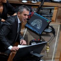 Con Milei en EEUU y en medio de un nuevo paro general, el Gobierno enfrenta una sesi�n clave por la reforma laboral