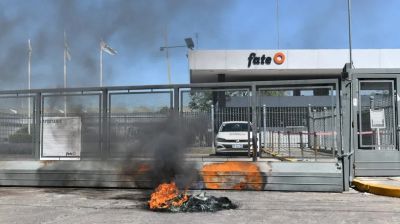 La provincia de Buenos Aires, epicentro de la crisis de la industria: 62000 despidos y 5600 empresas menos