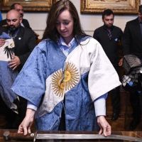 En el Gobierno celebran el �blanqueo� de Villarruel y ya piensan en la pr�xima f�rmula presidencial