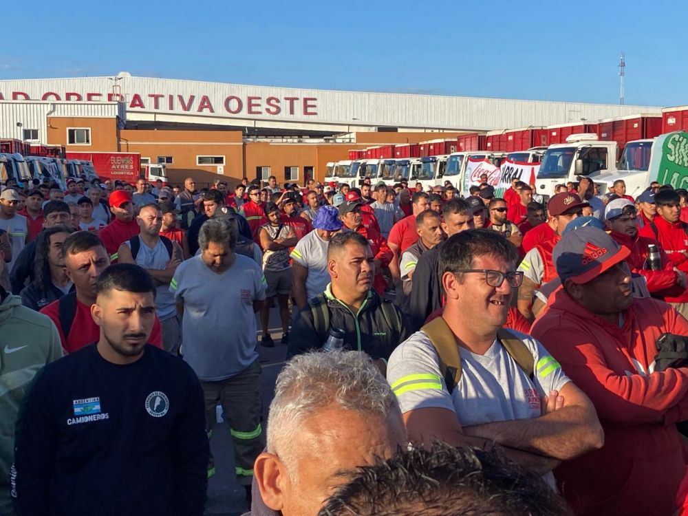 Pablo Moyano asegur� no respondieron al reclamo de Camioneros y volvi� a convocar a una asamblea en Coca Cola: �Todo ese trabajo que se est� haciendo va a tener que ser remunerado�