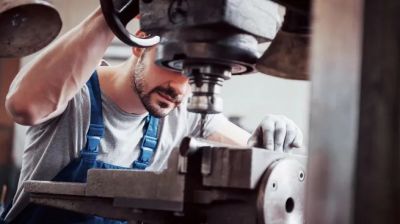 Paradojas de la era de Javier Milei: la econom�a rebot� 4,9% desde 2023, pero el empleo formal sufri� un derrumbe de casi 3%