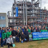 Ante la incertidumbre laboral anuncian un paro por tiempo indeterminado en la Planta Industrial de Agua Pesada