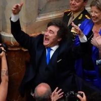 Volvi� el Milei original, y ahora con sue�os de bronce