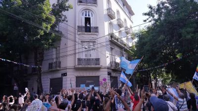 El ocaso de Cristina, la encerrona de Kicillof y los destellos del peronismo zombi