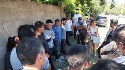 Crisis industrial en Catamarca: cierra otra f�brica, ofrece pagar solo el 50% de las indemnizaciones y los trabajadores cortaron la ruta