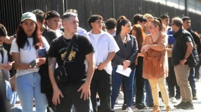 El desempleo encubierto afecta al 13,8% de los argentinos