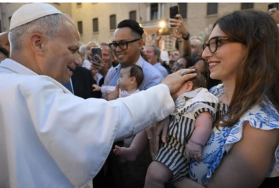 El Papa Le�n XIV advierte sobre el impacto de la IA y lo digital en la vida familiar