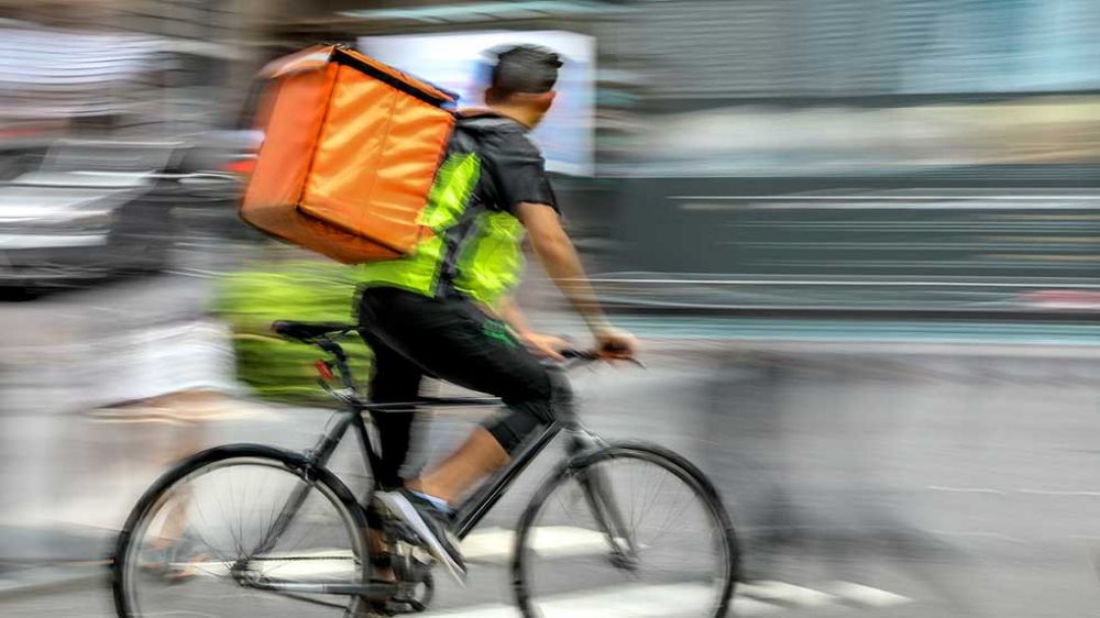 Correa defendi� el proyecto de Kicillof para regular el trabajo en plataformas �con una participaci�n del Estado para verificar los algoritmos y as� proteger a los trabajadores y trabajadoras�