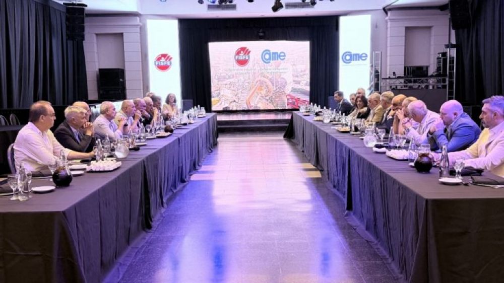 CAME y FISFE expresaron su preocupaci�n por la ca�da de la actividad econ�mica: �Una apertura sin reformas lo �nico que hace es anticipar el aumento del desempleo�