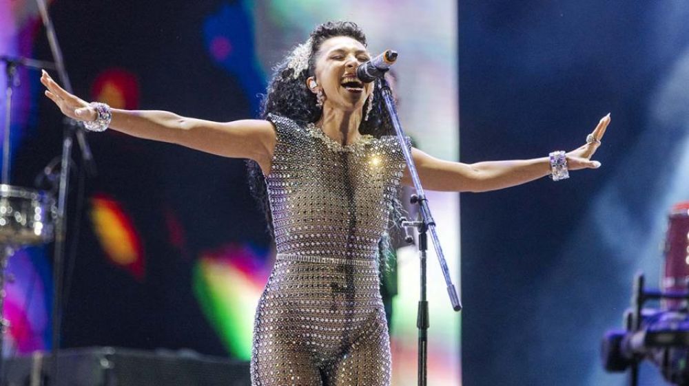 La Delio Valdez toca frente a FATE y se solidariza con los 920 trabajadores