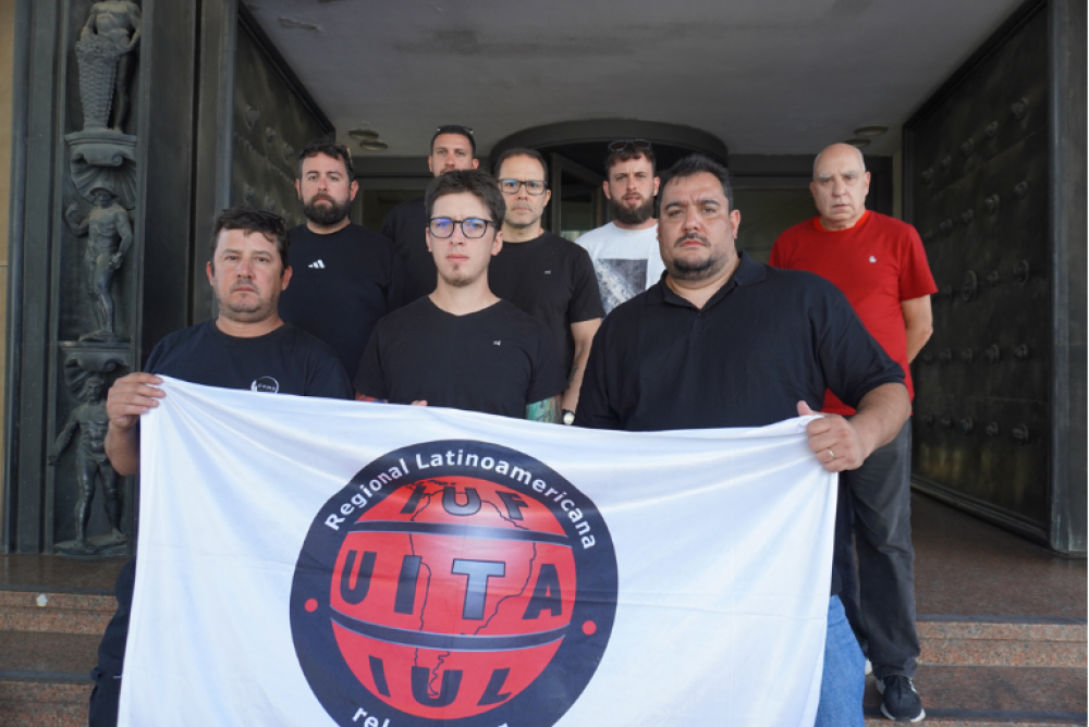 AmBev lic�a la industria cervecera uruguaya