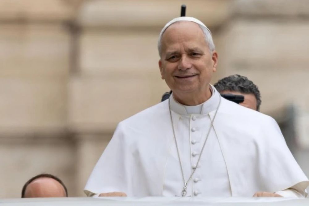 El Papa explica la �realidad a la vez humana y divina� de la Iglesia Cat�lica