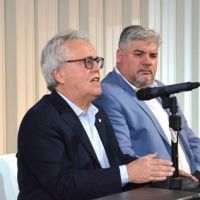 En un claro caso de conflicto de intereses, acusan a Stivelman de direccionar la intervenci�n de una Obra Social Sindical para favorecer a una entidad de salud de la que era Director