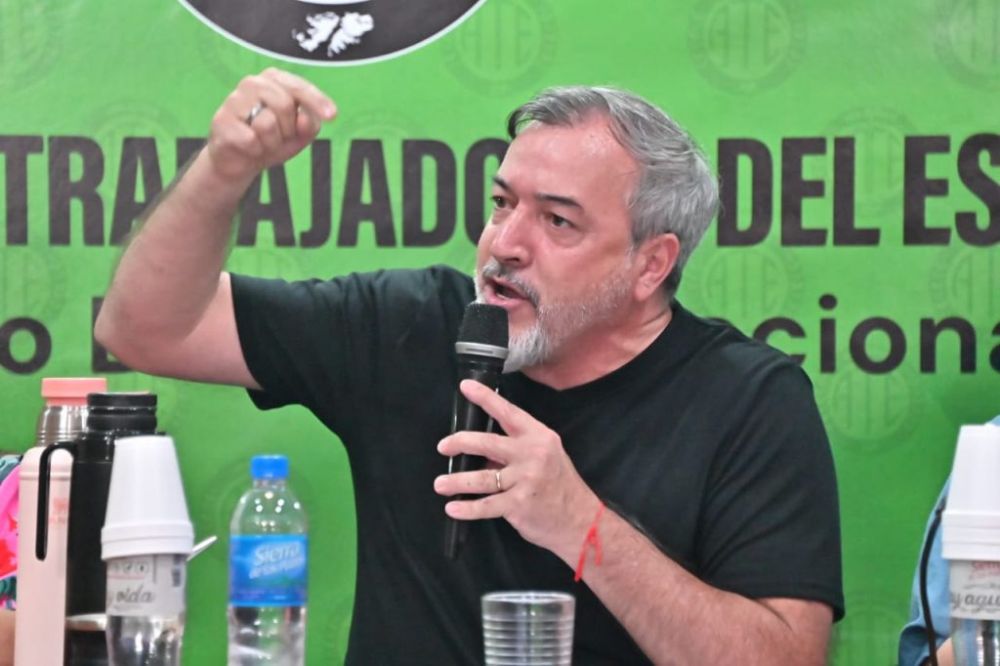 ATE exige recomponer el 45,3% del poder adquisitivo perdido con Milei tras la convocatoria del Gobierno a paritarias