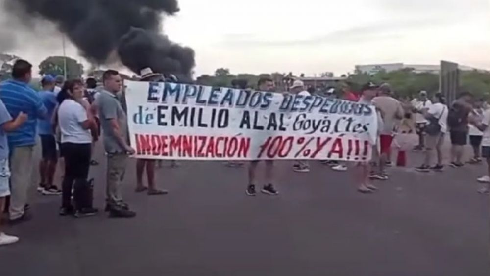 Proponen el pago del salario m�nimo para los 240 trabajadores despedidos por Alal en Corrientes
