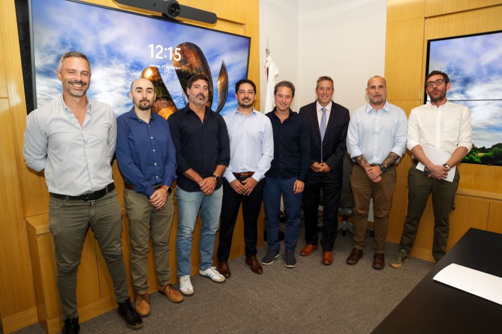 La Ciudad firm� un Convenio con PedidosYa y Rappi para mejorar la seguridad vial y las condiciones de los repartidores