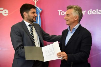 Provincias Unidas le hace un gui�o a Mauricio Macri y se juega una ficha para pelear en 2027