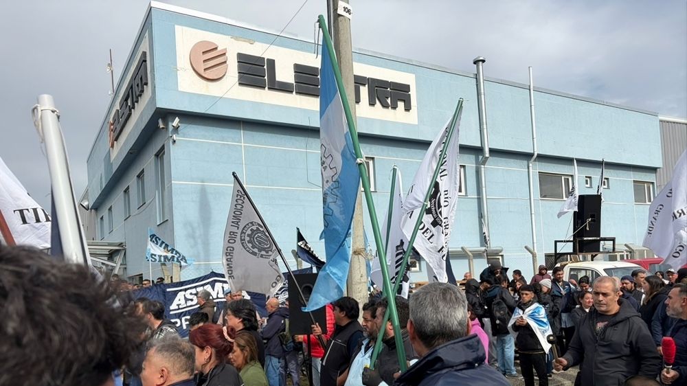 La empresa que fabrica los aires acondicionados Electra debe sueldos a 140 trabajadores y solicit� su quiebra