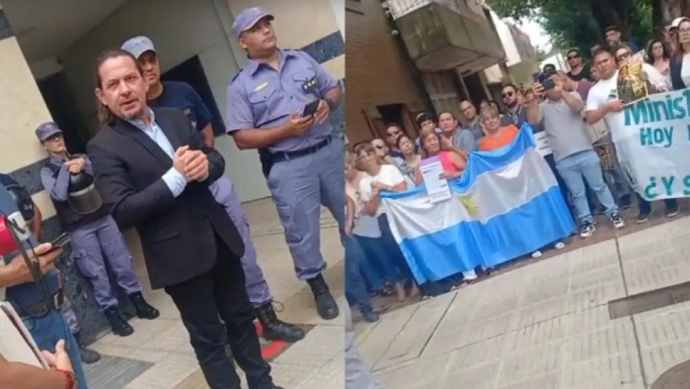 Conflicto salarial en Chaco: trabajadores estatales del Ministerio de Producci�n denuncian recortes de hasta el 80% y reclaman por el Fondo Est�mulo Productivo