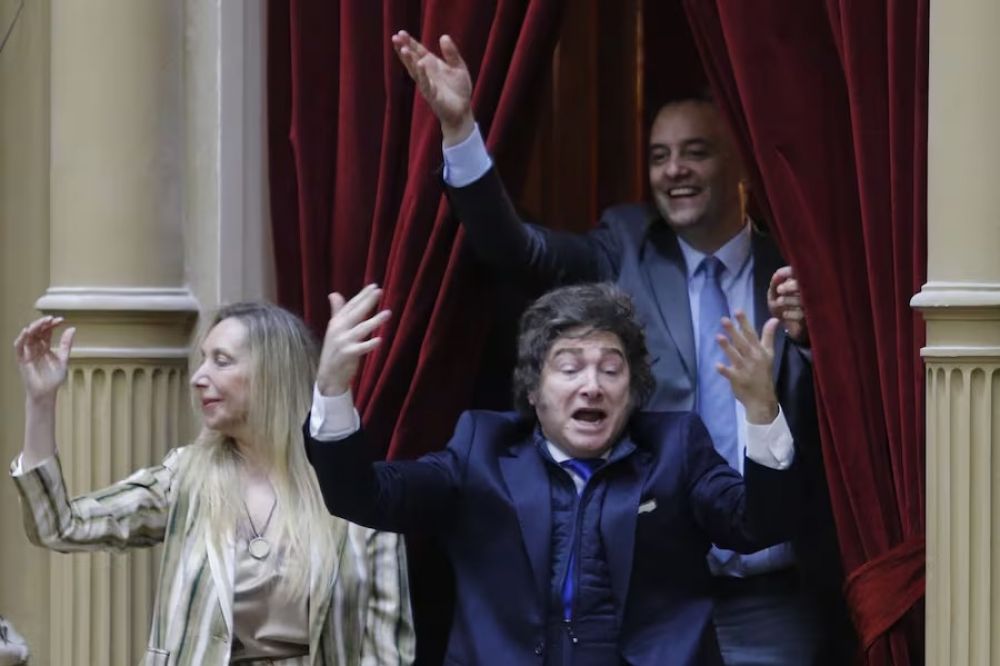 El Gobierno defiende lo indefendible