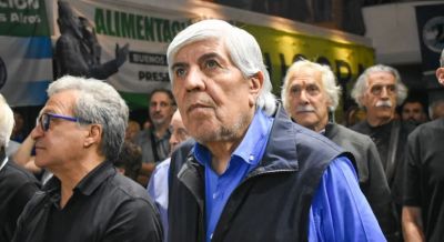 El cambio de Camioneros: de liderar las paritarias a cerrar dentro del esquema del Gobierno