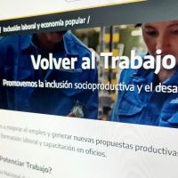 El Gobierno elimina 900 mil planes y los reemplaza por vouchers de capacitaci�n