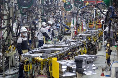 El hundimiento de la industria metal�rgica no se detiene: retrocedi� 10,3% en febrero