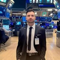 �D�nde est� Novelli? Oficina sin gente, cursos cerrados y las redes que a�n sigue Milei