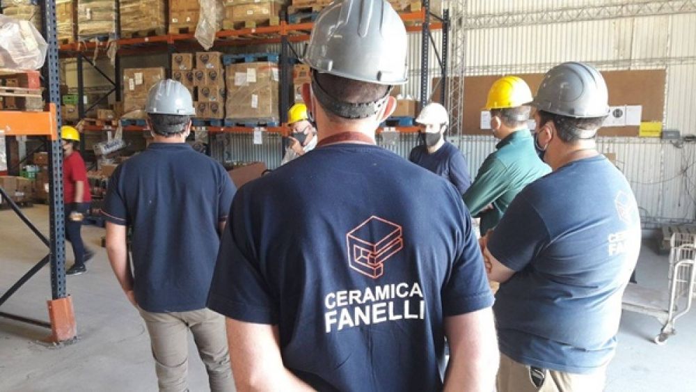 Trabajadores de Cer�mica Fanelli denunciaron el despidos de sus delegador y convocaron a protesta