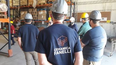 Trabajadores de Cer�mica Fanelli denunciaron el despidos de sus delegador y convocaron a protesta