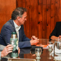 Luc�a G�mez recibi� a Katopodis para repasar obras y proyectos para Adolfo Gonzales Chaves