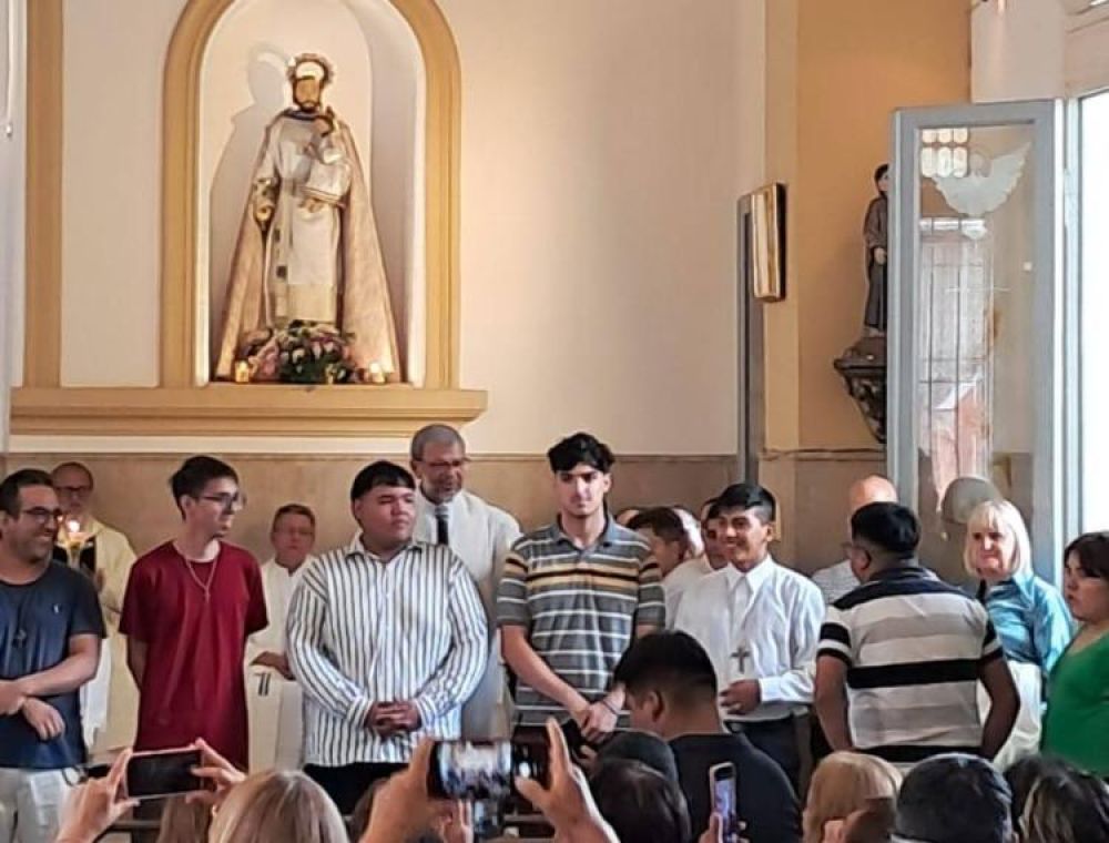 A�atuya: joven inicia su formaci�n sacerdotal en el seminario de Tucum�n