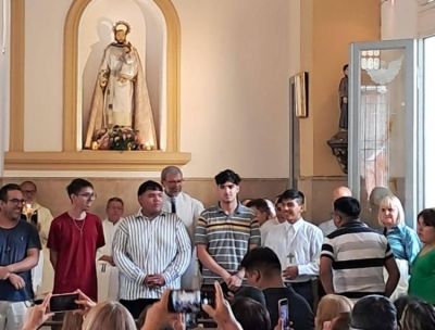 A�atuya: joven inicia su formaci�n sacerdotal en el seminario de Tucum�n
