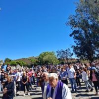 Multitudinaria peregrinaci�n al Calvario de Tandil