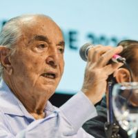 Cavalieri acord� un aumento del 5% trimestral y un bono de $120.000 para los empleados de comercio