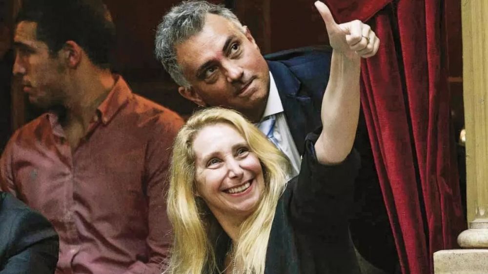 Karina Milei puso a un diputado propio al frente de la Bicameral de Inteligencia y controlar� la SIDE de Santiago Caputo